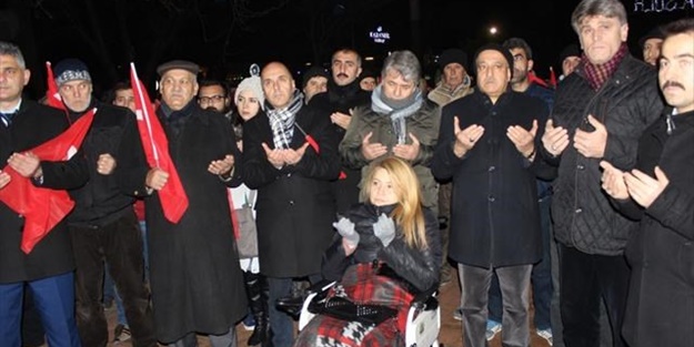 AK Parti milletvekili askerlik şubesine gidip...