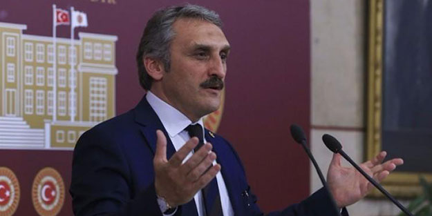 AK Parti Milletvekilinden Davutoğlu ve ekibine çok ağır sözler: Kendi başına çıksalar mahallelerinde muhtar olamazlar