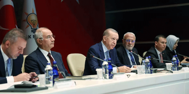 AK Parti MKYK toplandı