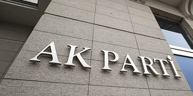 İl başkanı duyurdu: 215 kişi AK Parti'ye katıldı