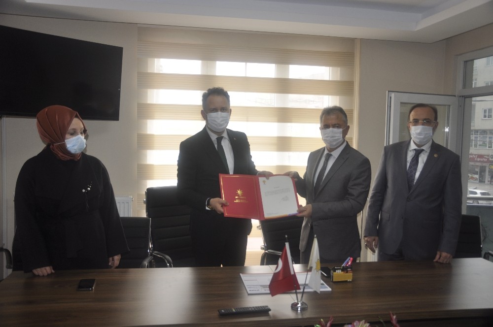 AK Parti Muratlı İlçe Başkanlığına Atılgan atandı 