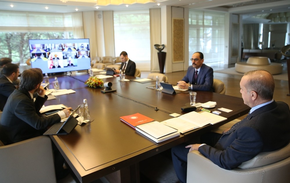 AK Parti MYK, Cumhurbaşkanı Erdoğan başkanlığında toplandı 