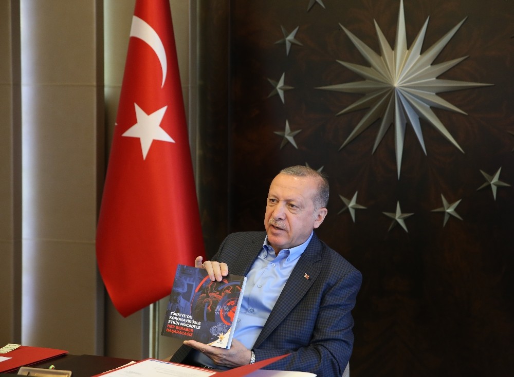 AK Parti MYK, Cumhurbaşkanı Erdoğan başkanlığında toplandı 