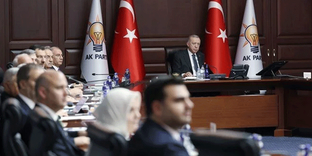 AK Parti MYK toplandı: Kadrolarda değişiklik hazırlığı