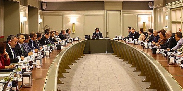 AK Parti MYK toplantısı sona erdi