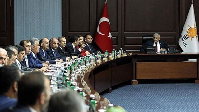 AK Parti MYK toplantısı sona erdi