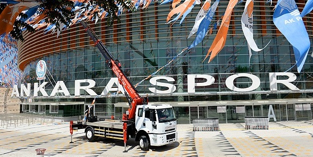 AK Parti Olağanüstü Kongreye hazırlanıyor