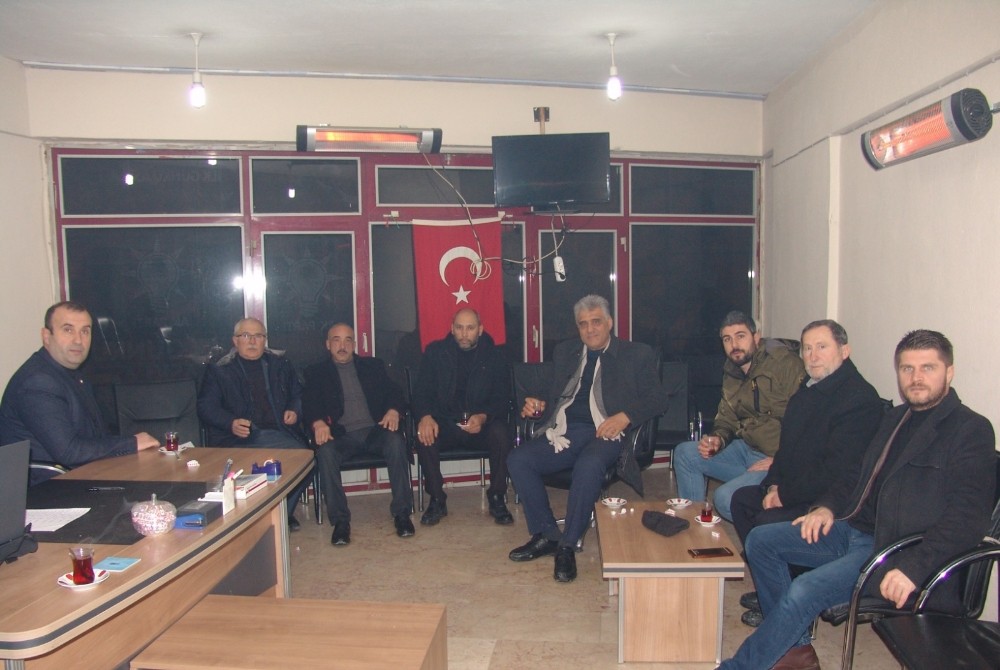 AK Parti Pazaryeri İlçe Teşkilatı haftalık olağan toplantısını gerçekleştirdi 