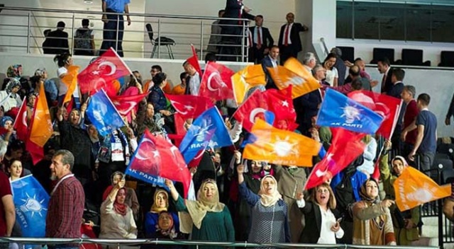 AK Parti seçim beyannamesini açıklıyor