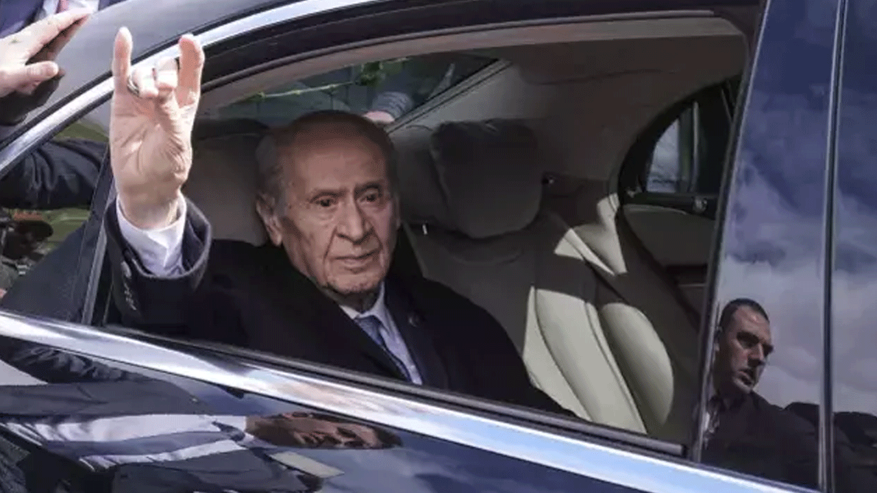 AK Parti'den 'Bahçeli' paylaşımı