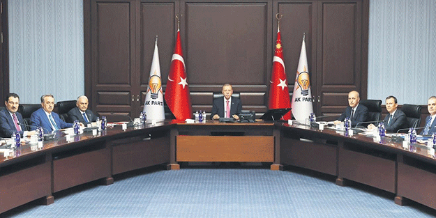 AK Parti tam kadro sahaya iniyor! Vakit kaybetmek, oyalanmak yok