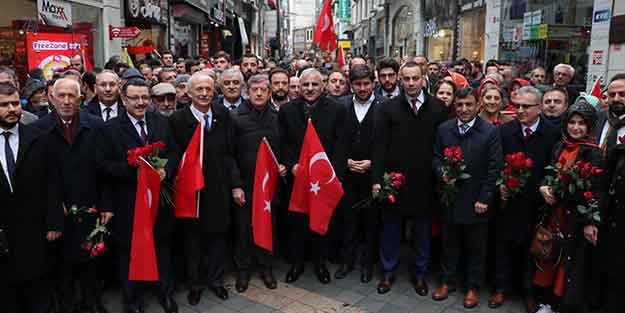 AK Parti ve MHP teşkilatlarından 'Cumhur İttifakı' yürüyüşü
