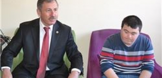 AK Partili vekiller işaret dili öğrenecek