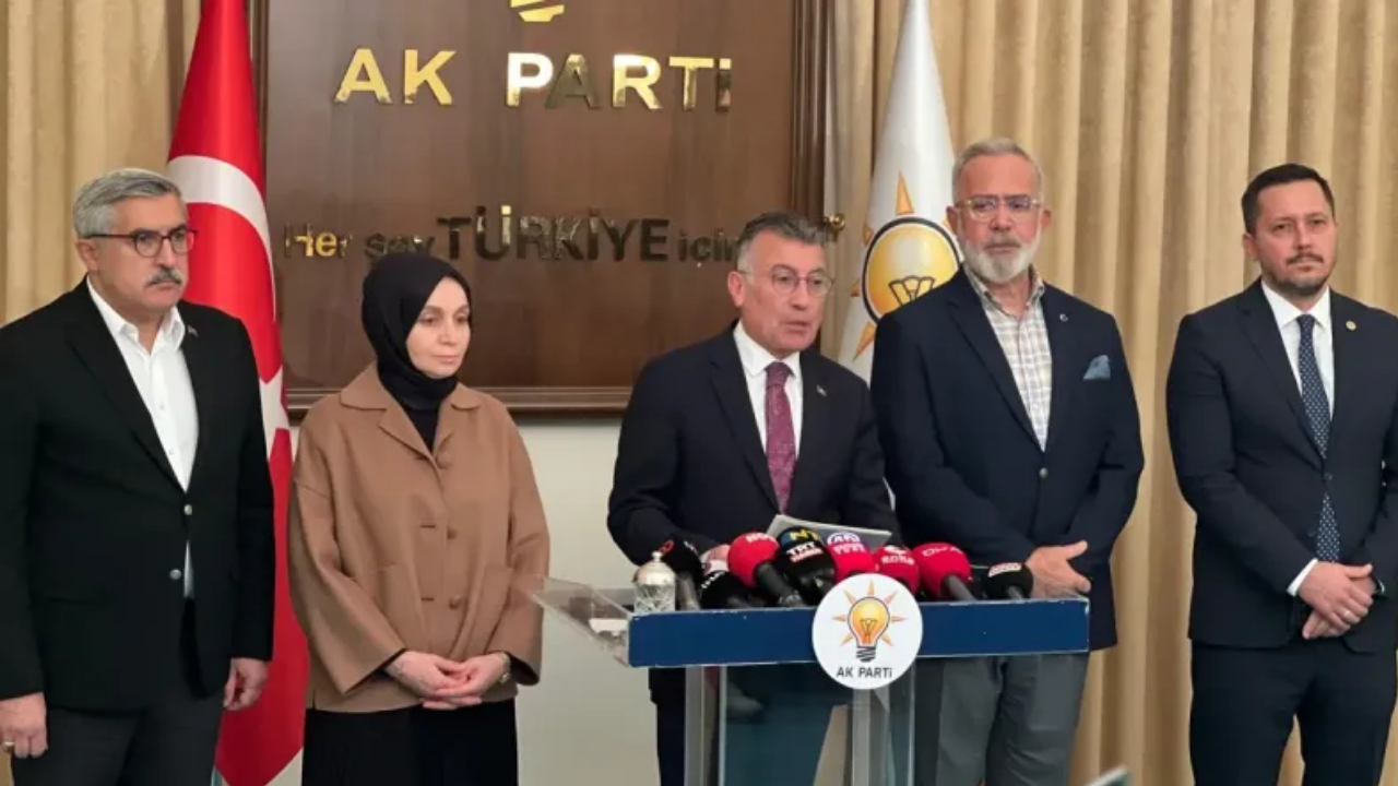 AK Parti yeni kanun teklifini Meclis Başkanlığı'na sundu