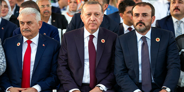 Ak Parti yıldönümünü kutlamaya hazırlanıyor! Babacan davetli mi?