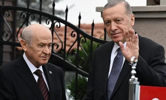 AK Parti'de 3 aşamalı yerel seçim planı! Erdoğan ve Bahçeli seçim ittifakını konuştu