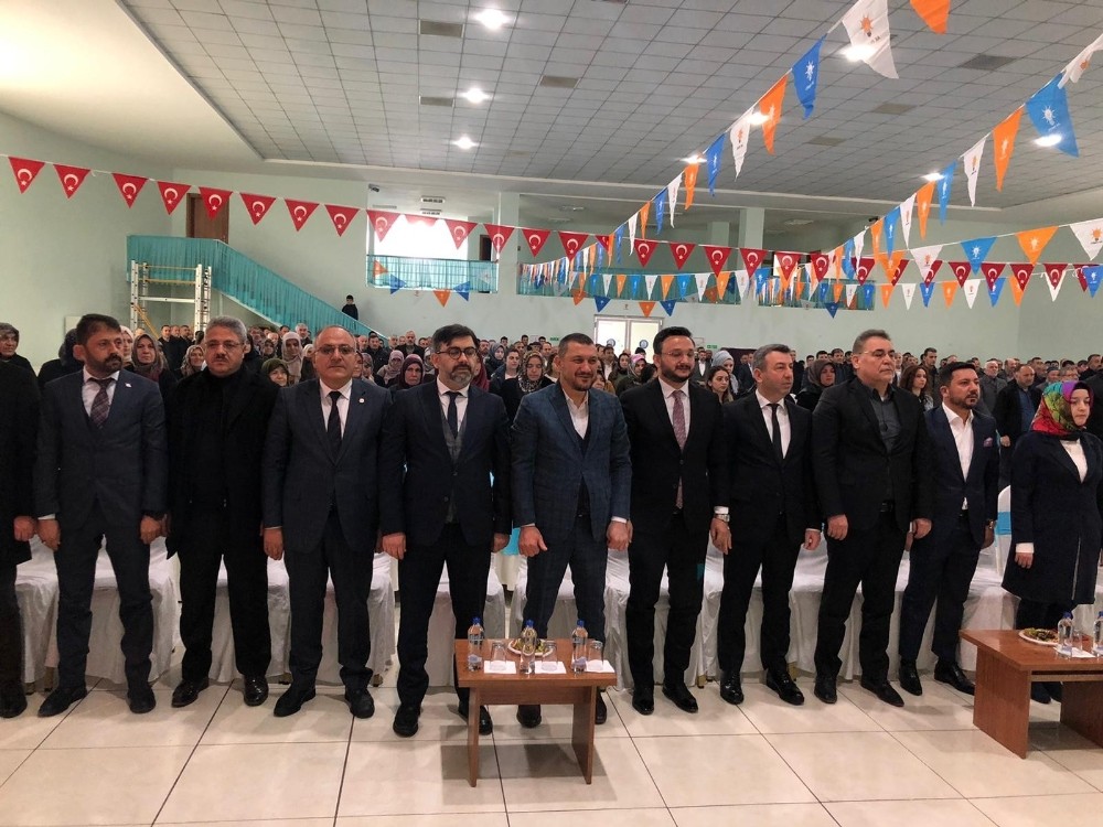 AK Parti’de 3 ilçede kongre yapıldı 