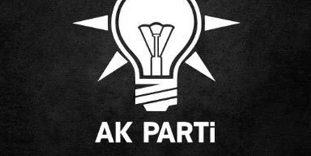 AK Parti'de değişim başladı! O isimler peş peşe istifa etti