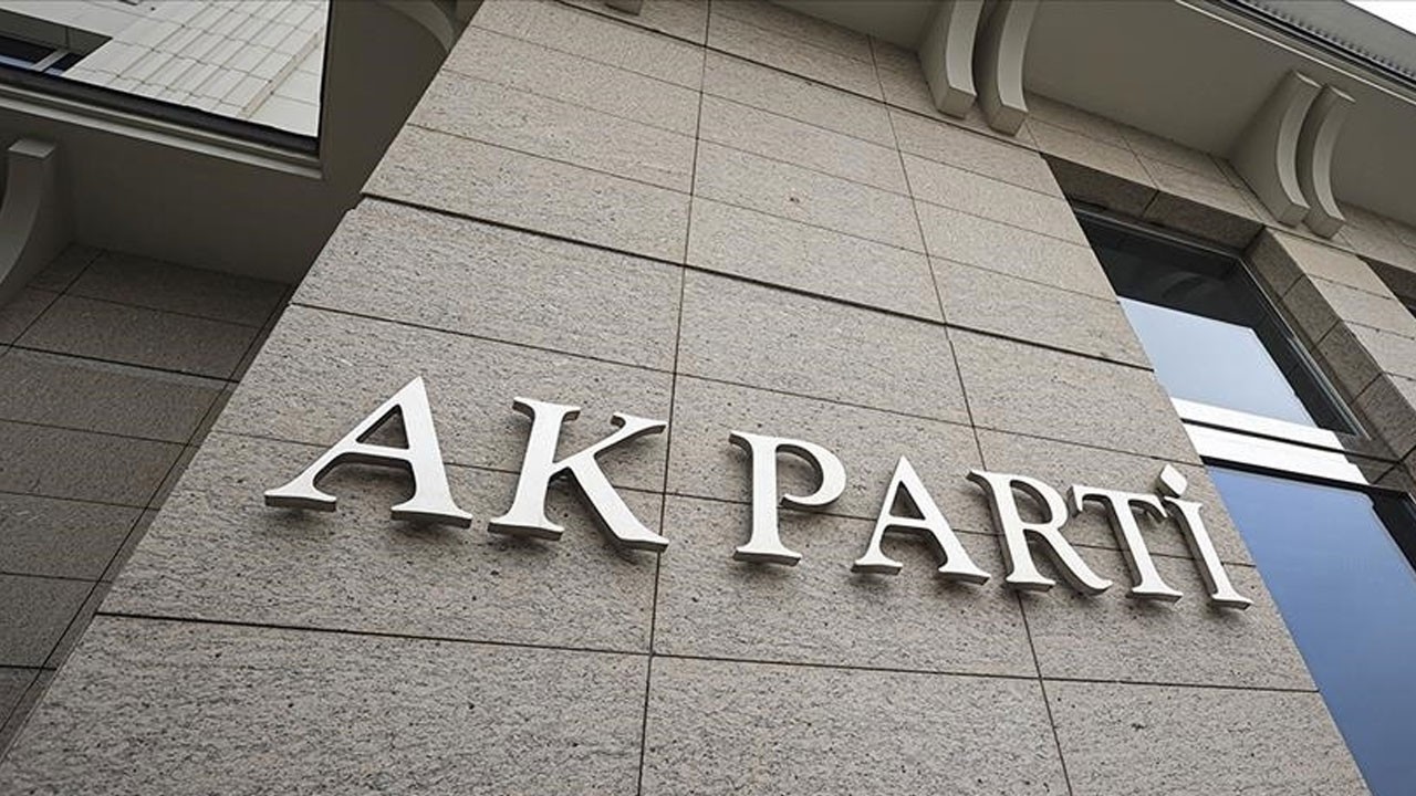 AK Parti'de flaş gelişme! 400’den fazla ilçe başkanı apar topar istifa etti