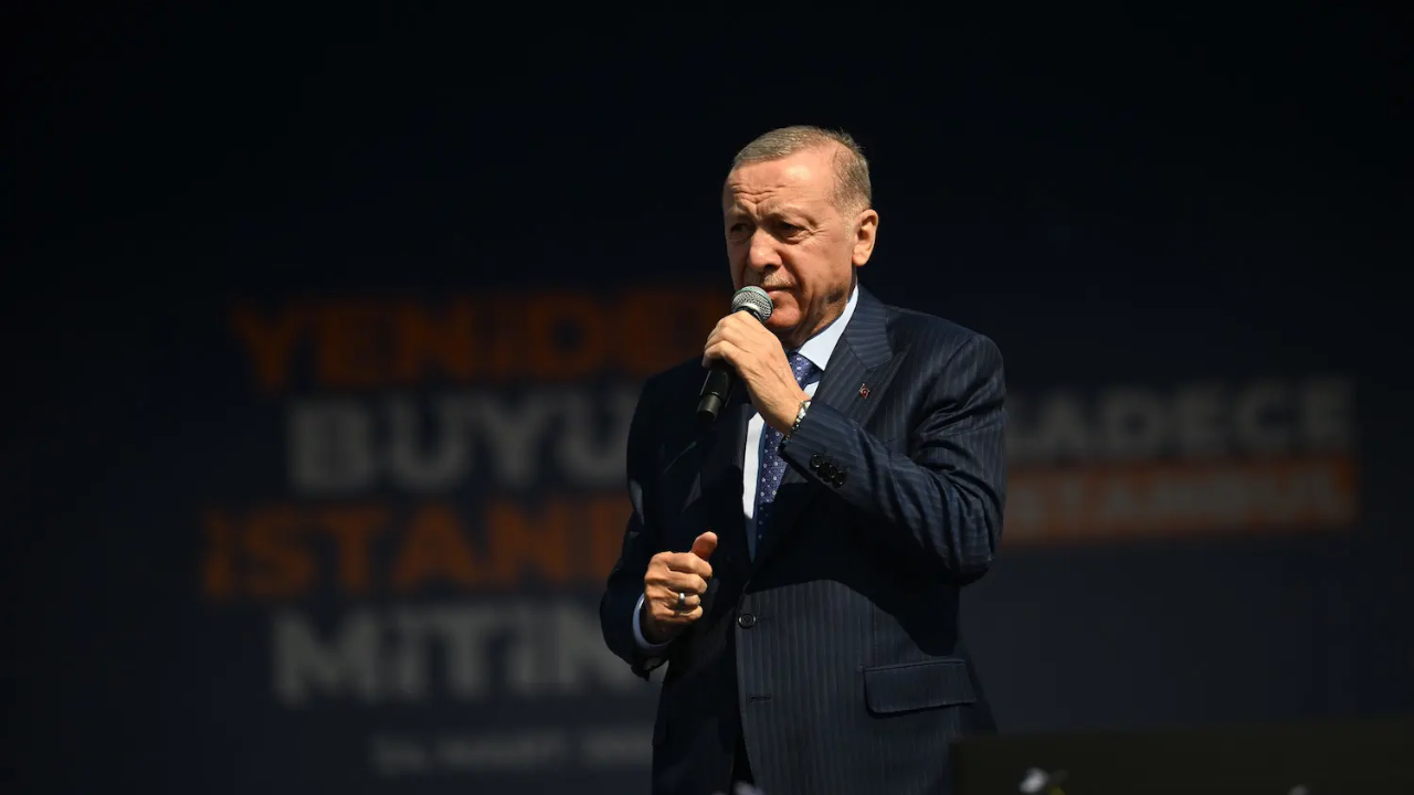 AK Parti’de İstanbul’da değişim! Öne çıkan isim kulislere sızdı