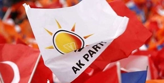 AK Parti'de şok istifa! Hiç kimse bunu beklemiyordu