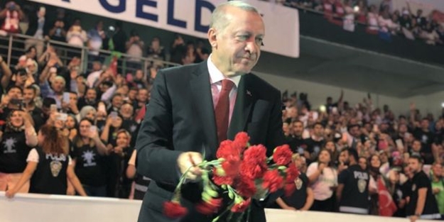 AK Parti'de yeni dönem başlıyor! 