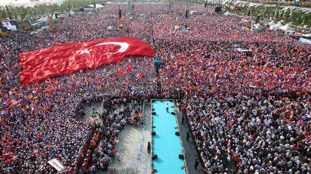 AK Parti'de 'Yenikapı' bildirisi