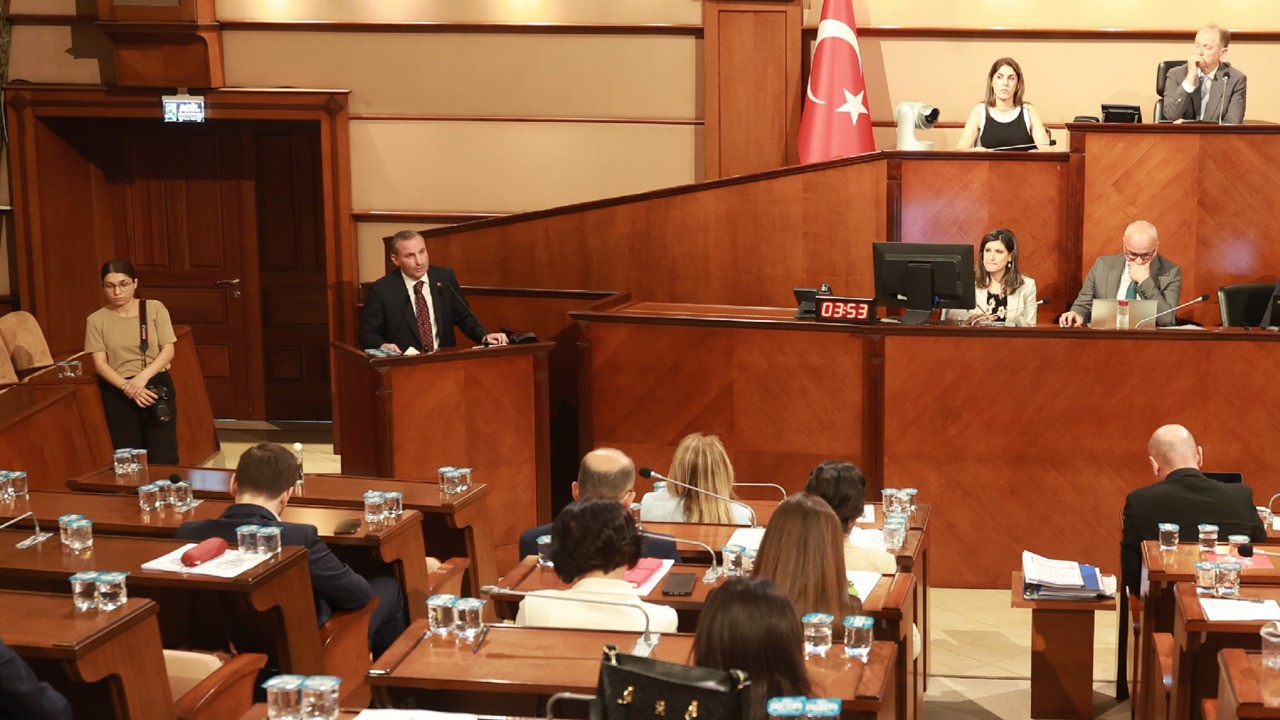 AK Parti'den Ali Tombaş: CHP’li İBB’nin çürümüşlüğünü anlattı!