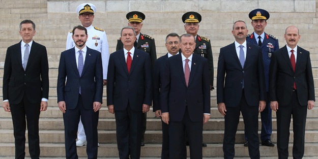 AK Parti'den Ankara bombası! Olay iddia: Eski bakan ikna edildi