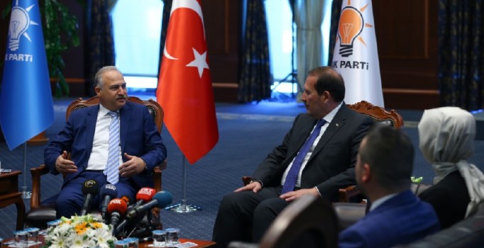 AK Parti'den CHP'ye bayram ziyareti