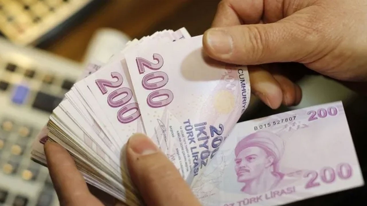 AK Parti'den açıklama geldi! Emekli ikramiyesi yükselecek mi?