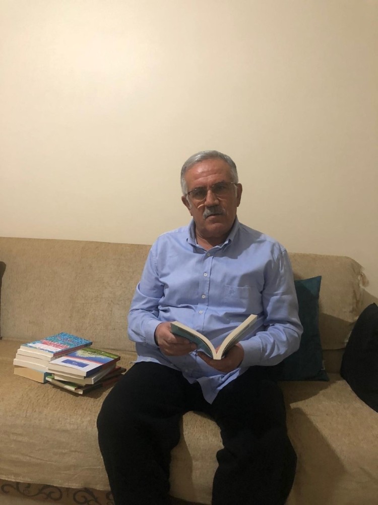 AK Parti’den “Evde Kal Kitap Oku” çağrısı 