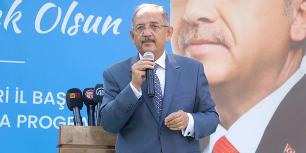AK Parti'den flaş açıklama: Buna bile bir ayda karar veriyorlar