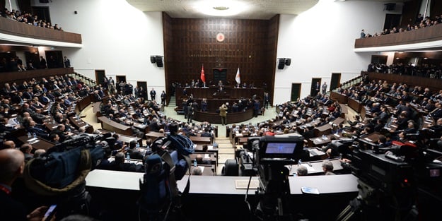 AK Parti'den flaş koronavirüs kararı! İptal edildi
