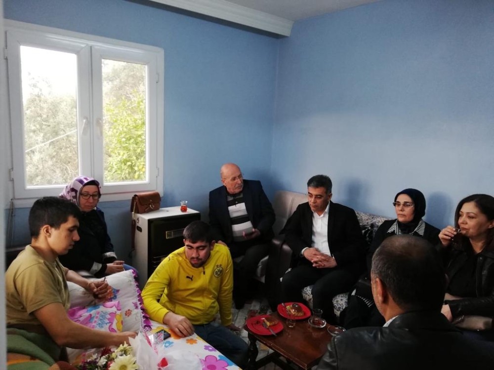 AK Parti’den İdlib gazilerine ziyaret 