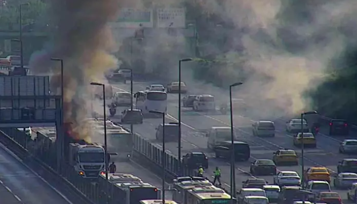 AK Parti'den İmamoğlu’na sert uyarı! "İstanbullular İETT’de can vermek istemiyor"