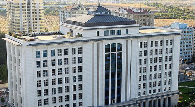 Adalet ve Kalkınma Partisi'nden milletvekili aday adaylarına taahhütname