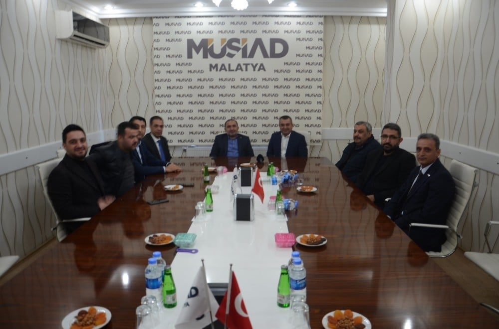AK Parti’den MÜSİAD’a ziyaret 
