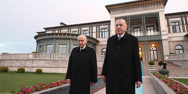 AK Parti'den nifakçıları küme düşüren Cumhur İttifakı açıklaması