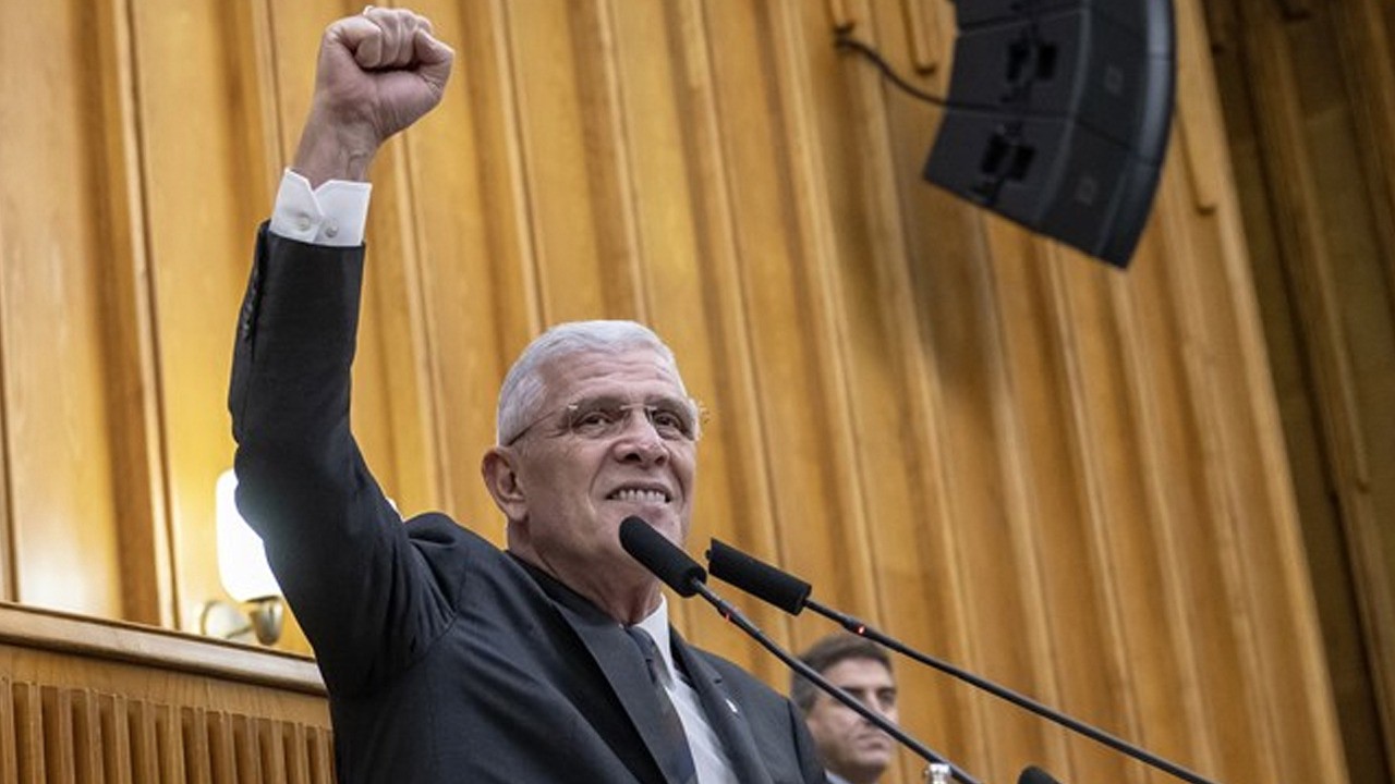 AK Parti'den önce mağarada yaşamıyorduk diyen Dervişoğlu'ndan Başkan Erdoğan'a 'toplu iğne' tepkisi