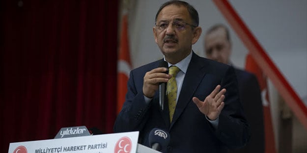 AK Parti'den Özgür Özel'e sert cevap: Şapkasını alıp gidecek bir Cumhurbaşkanı yok