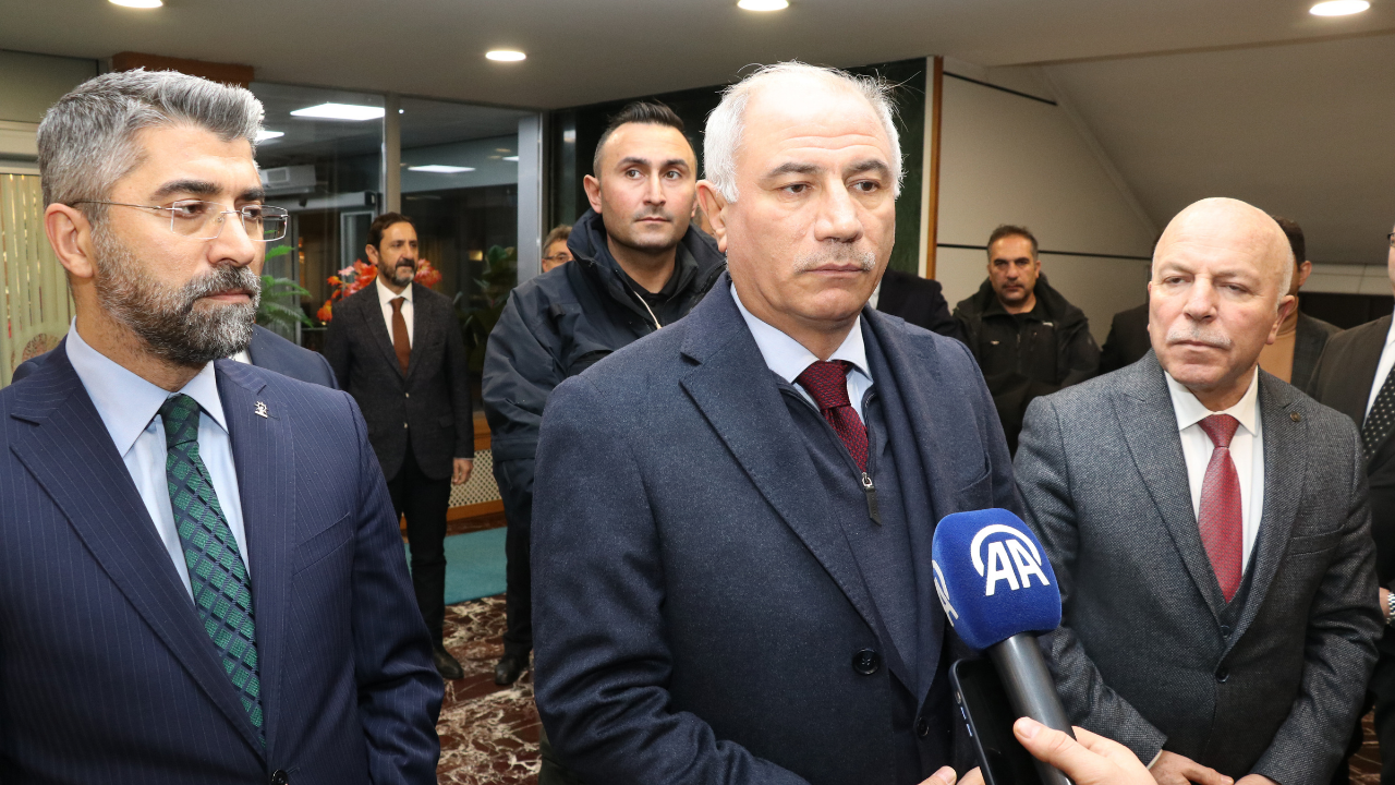 AK Parti’den Özgür Özel’e ‘teğmenler’ yanıtı!