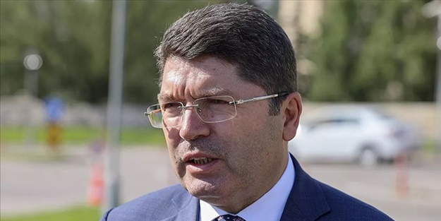 AK Parti'den tepki: Metinde olması gerek çünkü...