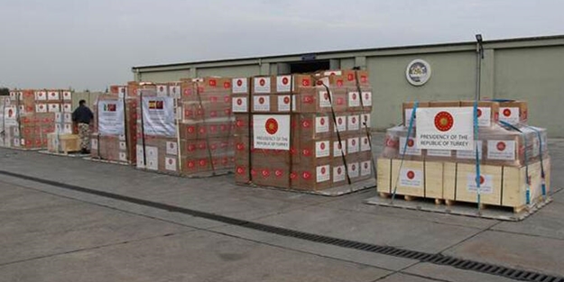 AK Parti'den yardımları eleştirenlere cevap