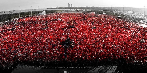 AK Parti'den Yenikapı'da dev miting