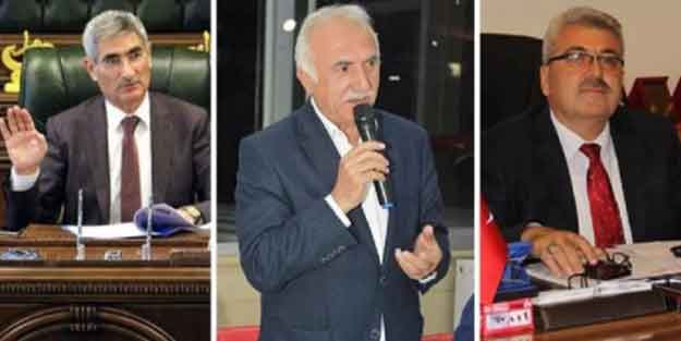 AK Partili 3 belediye başkanı istifa etti