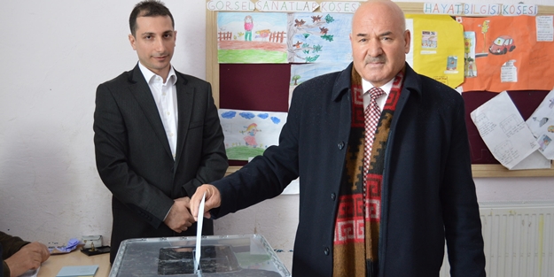 Sandıklar açılmadan başkanlığı garantiledi