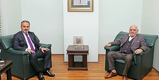 AK Partili Aktaş’tan Akit’e ziyaret