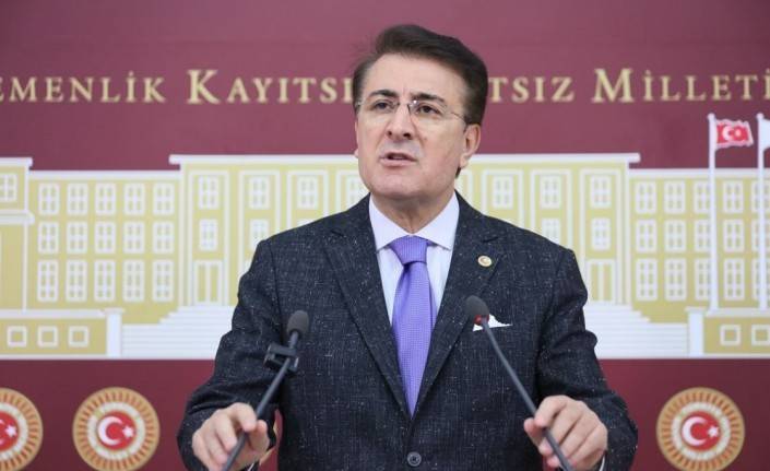 AK Partili Aydemir: CHP kadın kotasını istismar ediyor