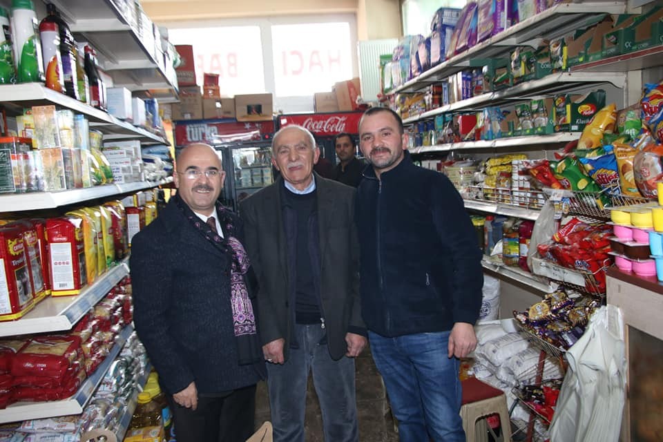 AK Partili Belediye Başkanı esnafı ziyaret etti 